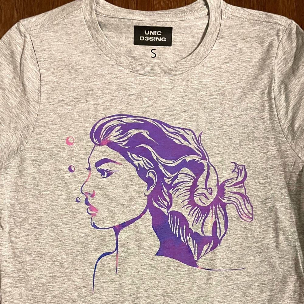 Limited edition women T Shirt of Unic Design